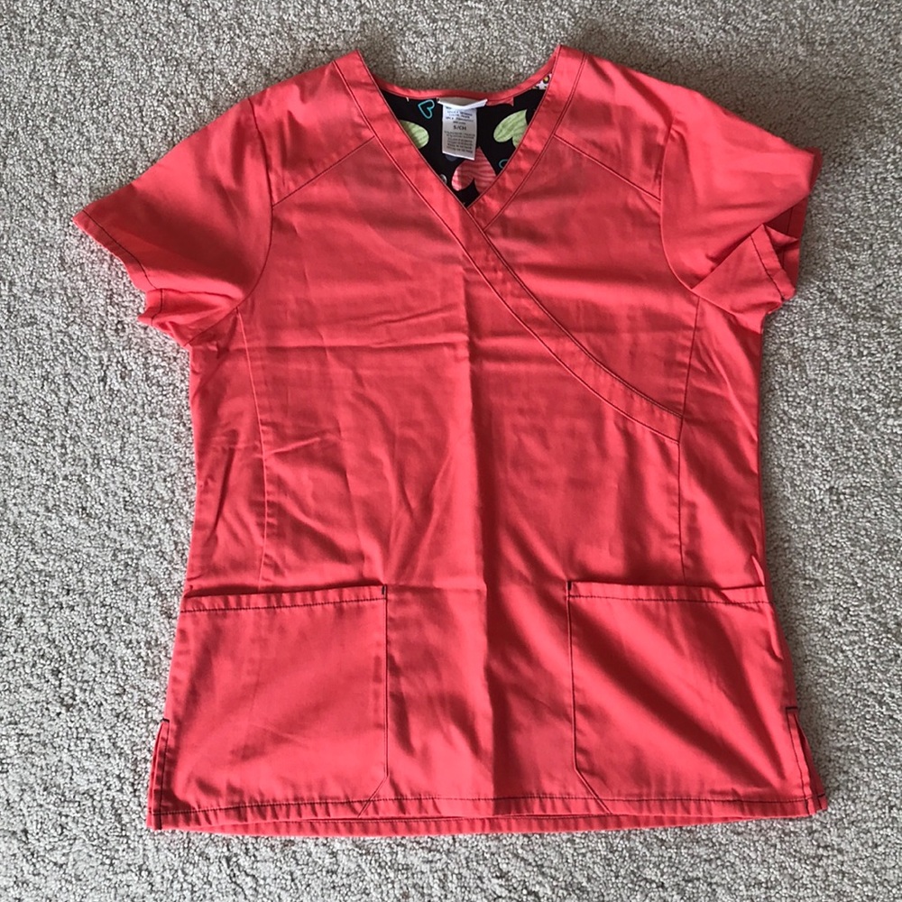 Scrub top